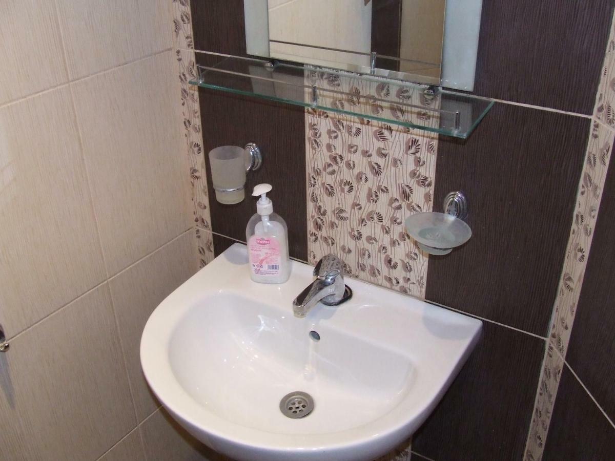 Asparuhov Guest Rooms And Apartments Varna Exterior foto